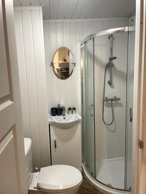 Lovely Flat In Heart Of Лондон Экстерьер фото