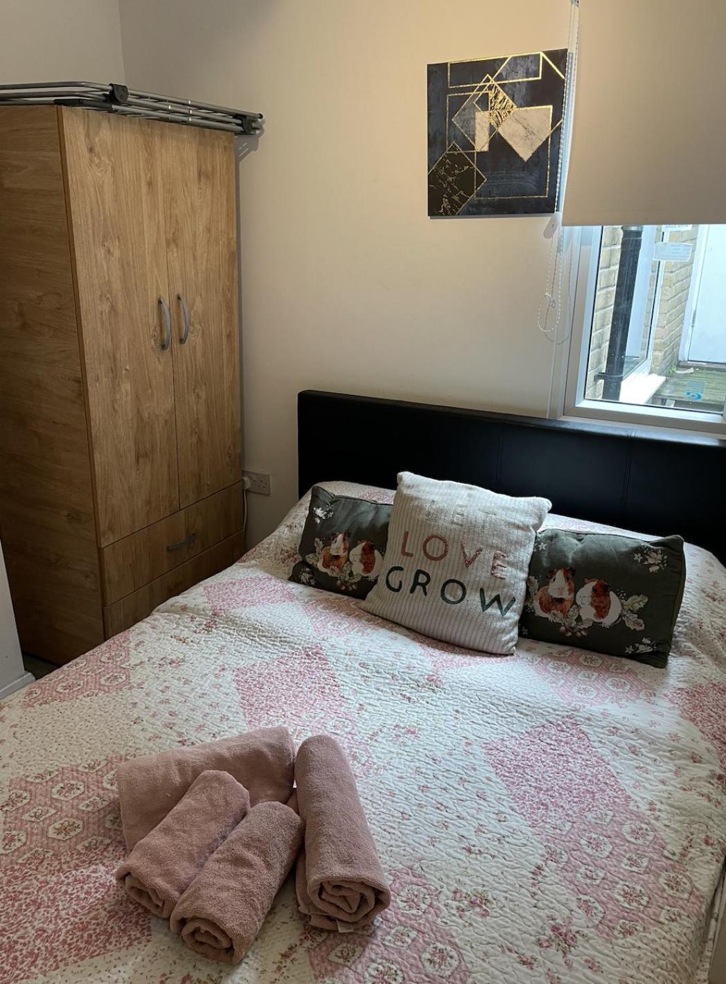 Lovely Flat In Heart Of Лондон Экстерьер фото