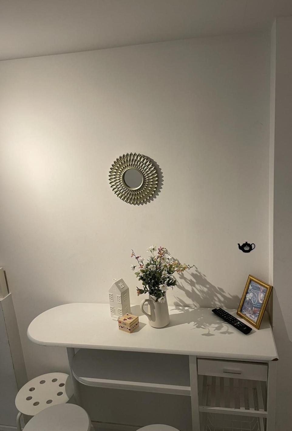 Lovely Flat In Heart Of Лондон Экстерьер фото